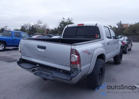 2010 Toyota Tacoma Base V6 из США, поврежденный, VIN 3TMLU4EN8AM053525